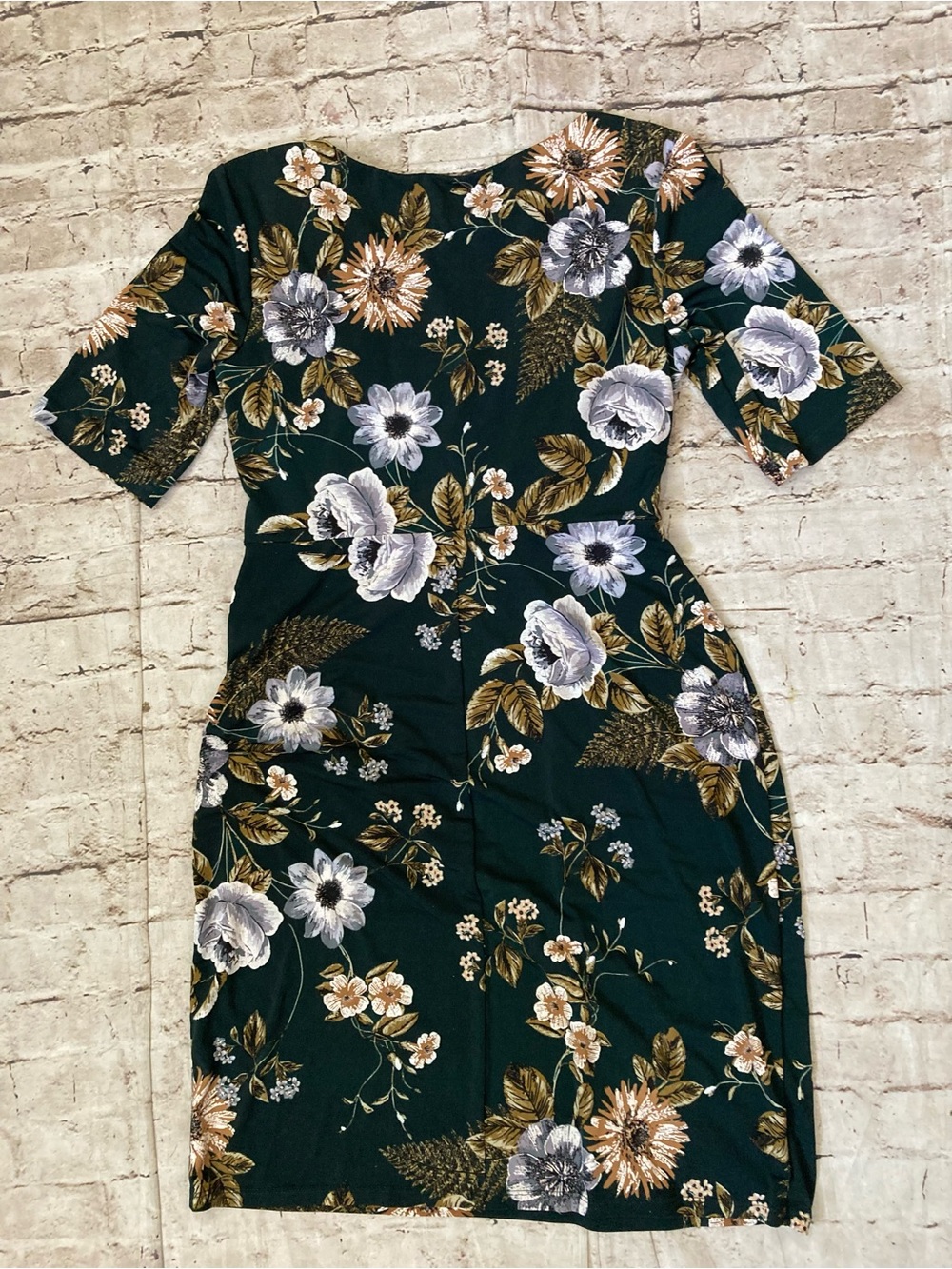 🔥 Connected deep green/multiple colors floral short sleeve ruched detailed dres - Picture 4 of 8